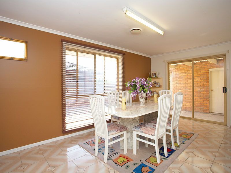 2 Farrant Court, Altona Meadows - Thumbnail 4