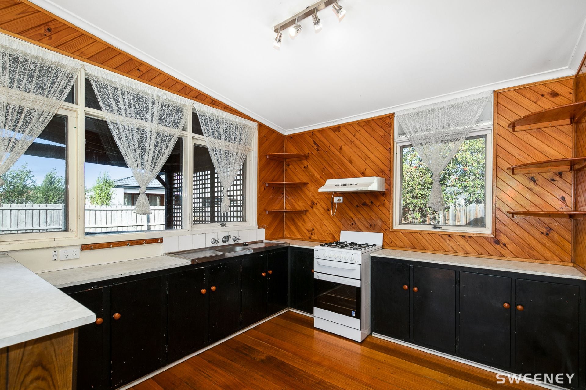 23 Fitzpatrick Drive, Altona Meadows - Thumbnail 6