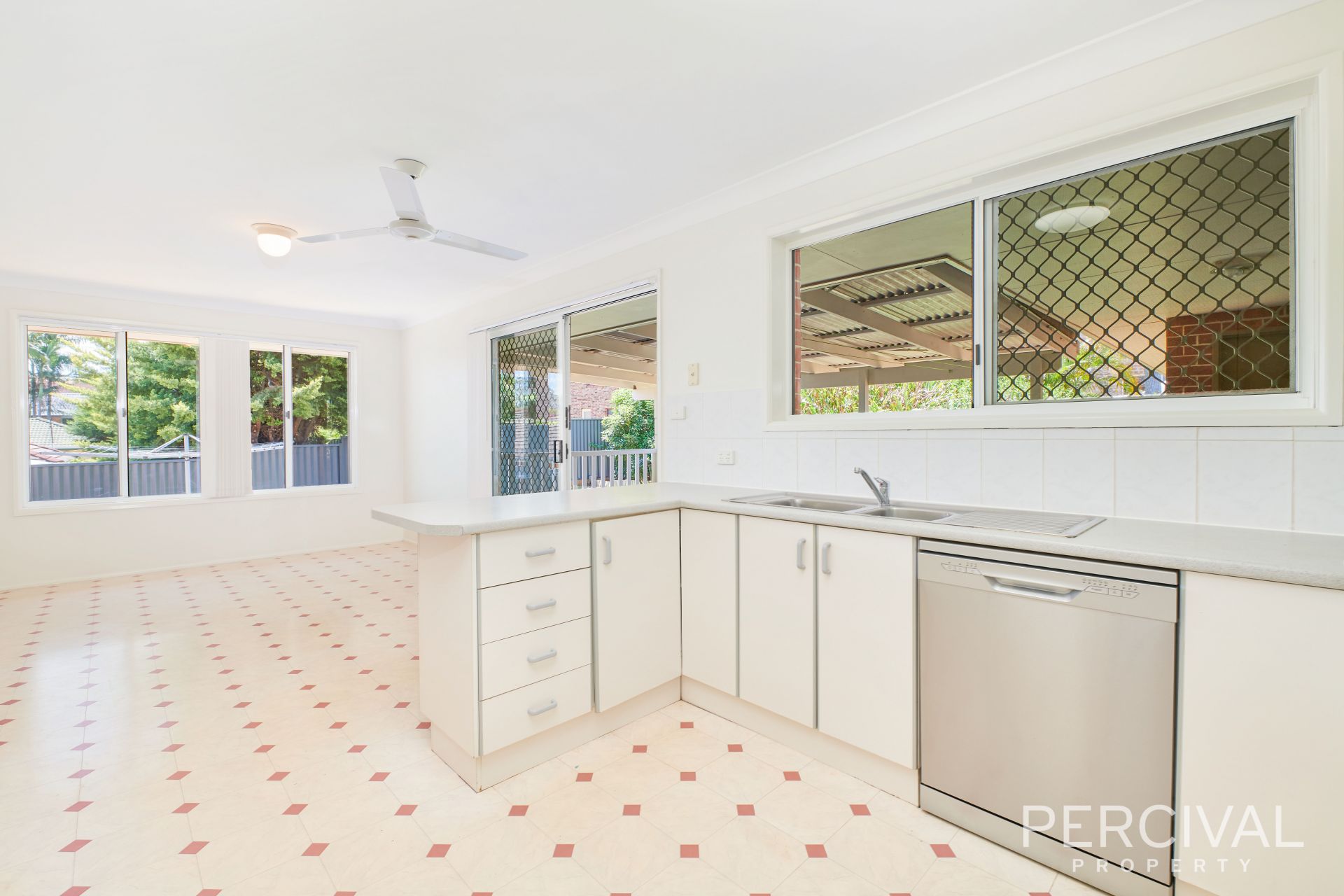 8 Crestwood Drive Port Macquarie NSW, Port Macquarie - Thumbnail 5
