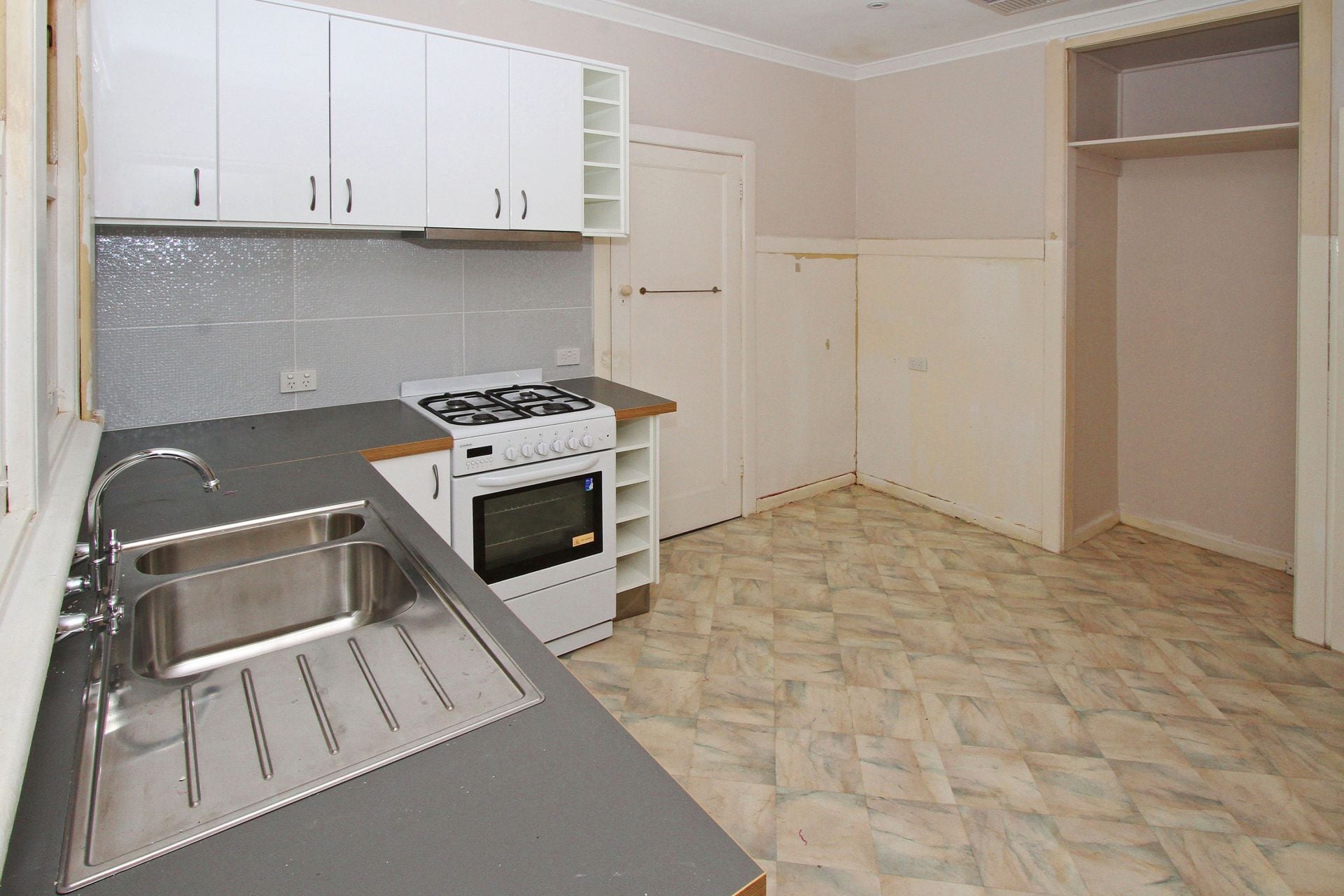 BOOK YOUR OWN INSPECTION REFER TO LOVE WEBSITE