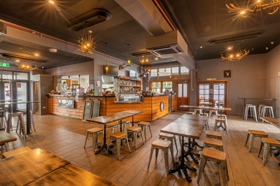 Freehold Motel with Additional Passive Rental Income