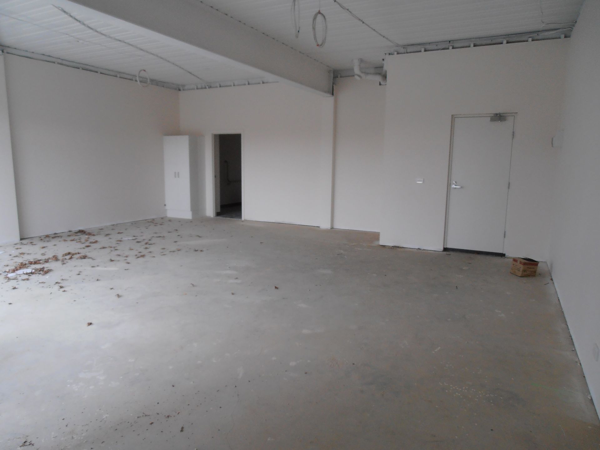 BRAND NEW RETAIL SPACE WITH EXCELLENT EXPOSURE