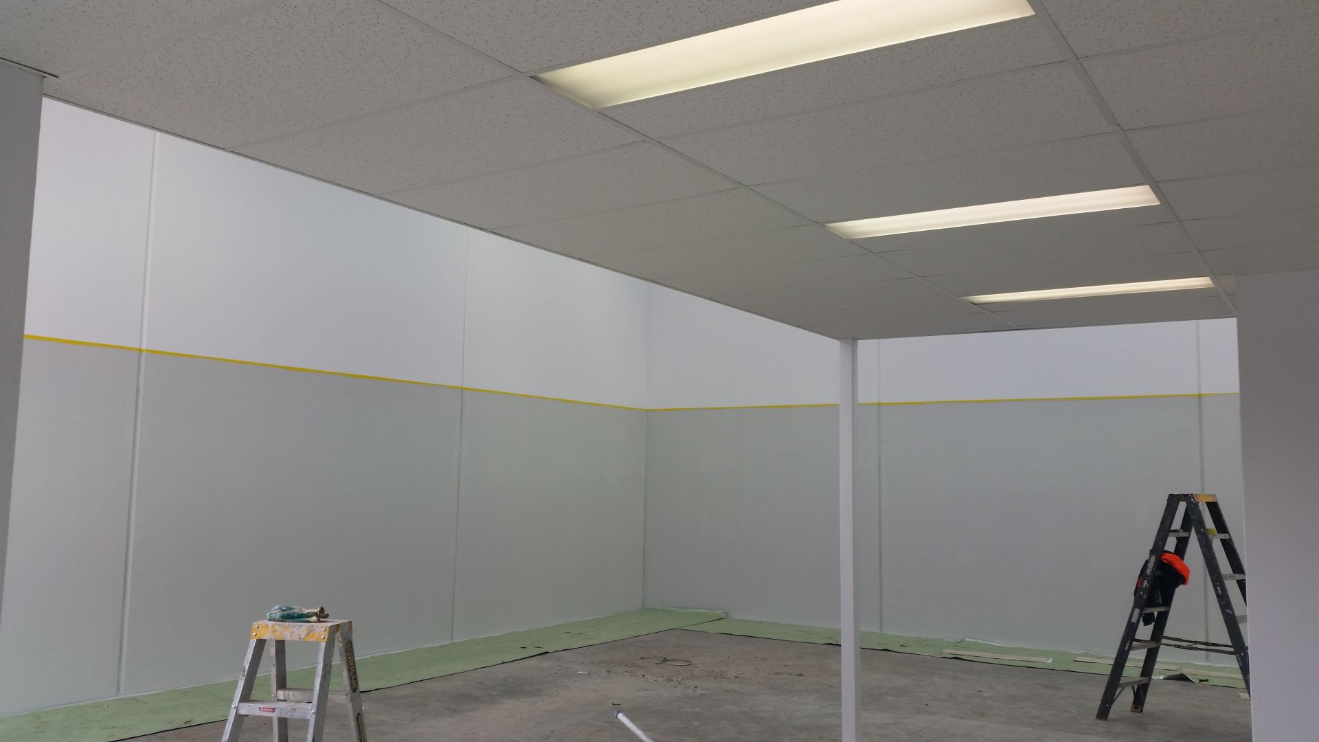 High Quality Industrial Buildings with air conditioned offices
*Exposure to Metropolitan Ring Road
*Warehouses - Thomastown
*Business Park - NOVO