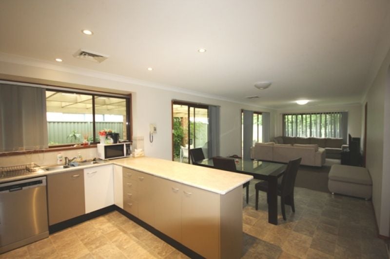 83 Links Avenue, Concord