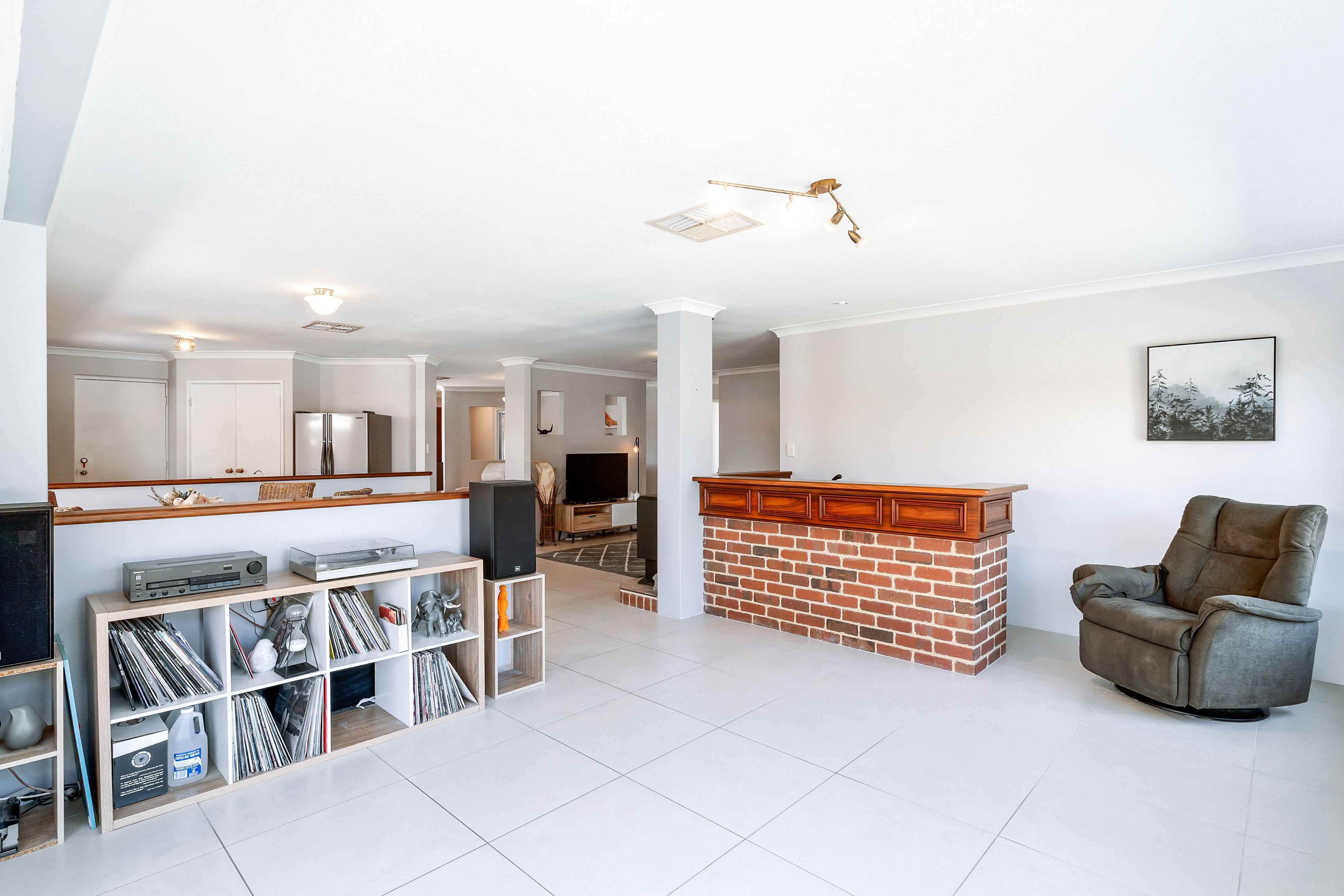 Real Estate For Sale 119 Dumbarton Road Canning Vale , WA