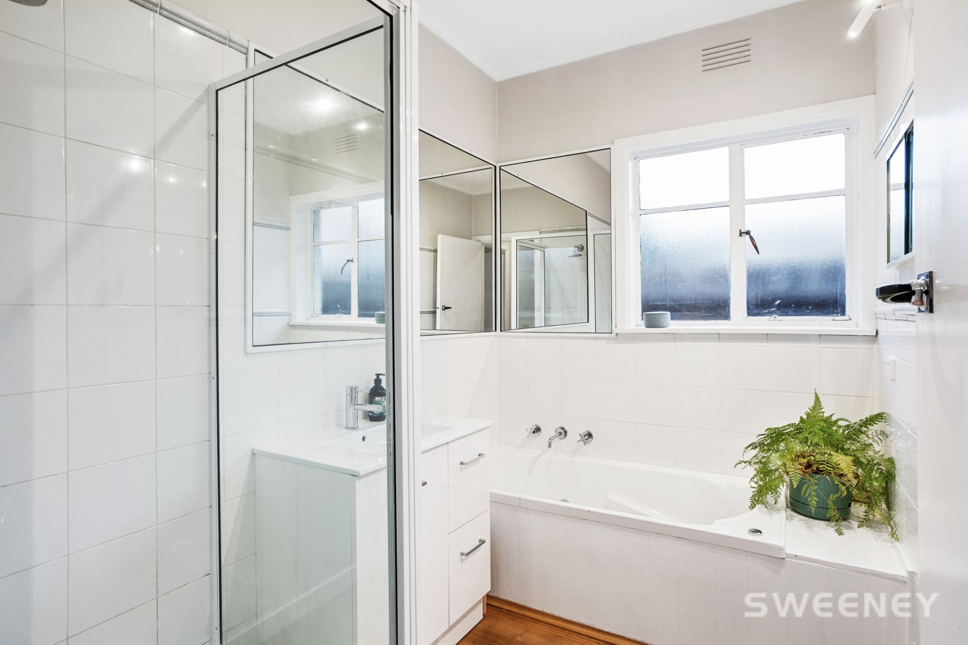 9 Delmont Avenue, Altona - Thumbnail 8