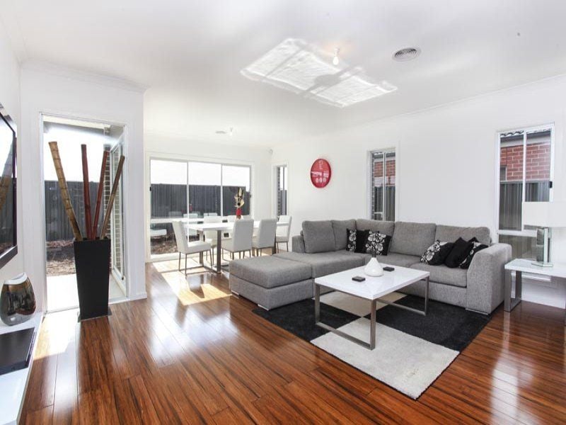 22 Luxor Drive, Plumpton - Thumbnail 5