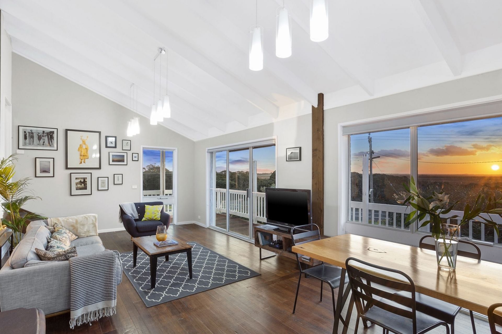 3 Cruickshank Avenue Ocean Grove VIC, Ocean Grove - Thumbnail 2