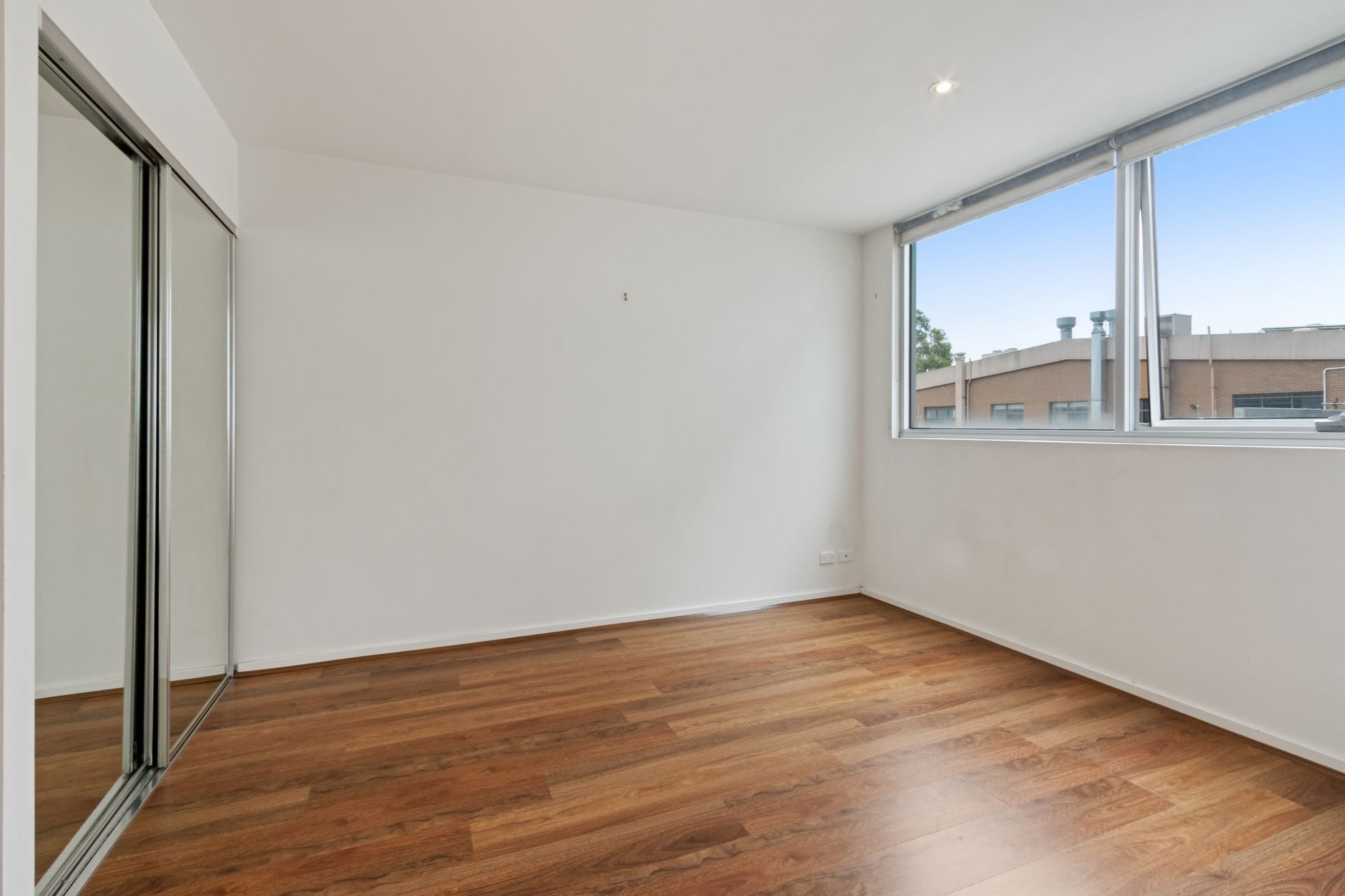 EXTRA SPACIOUS TWO BEDROOM