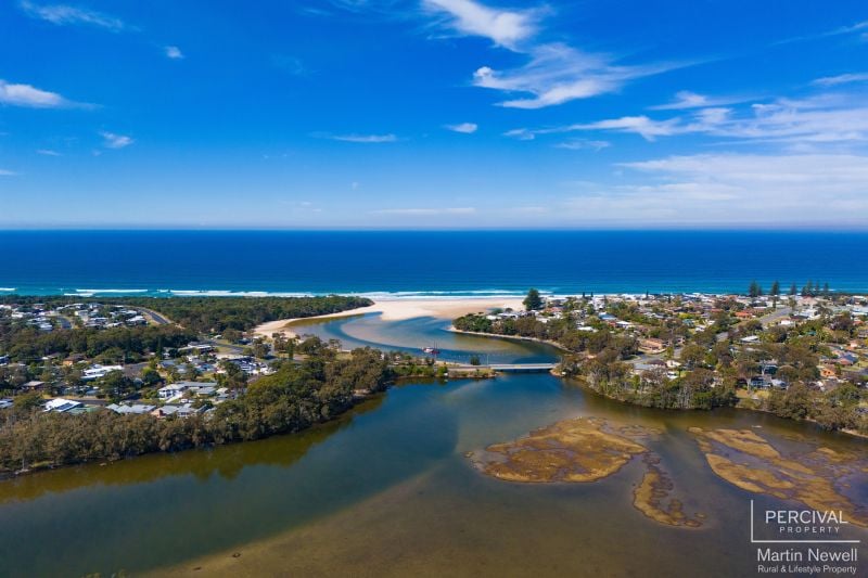 Real Estate For Sale 76 Kenwood Drive Lake Cathie , NSW Percival