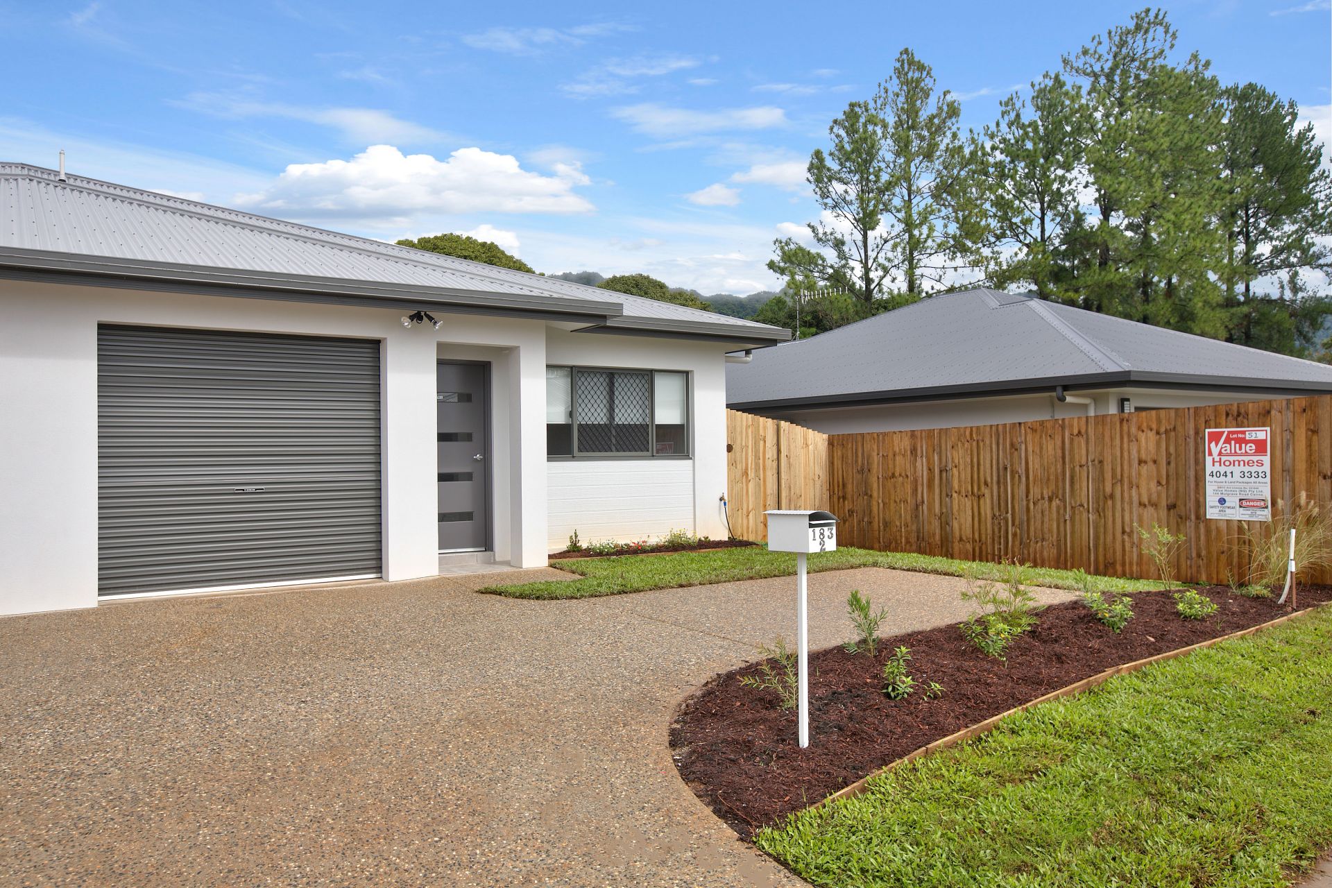 2/183 Isabella Road, Edmonton Purple Oak Property Group