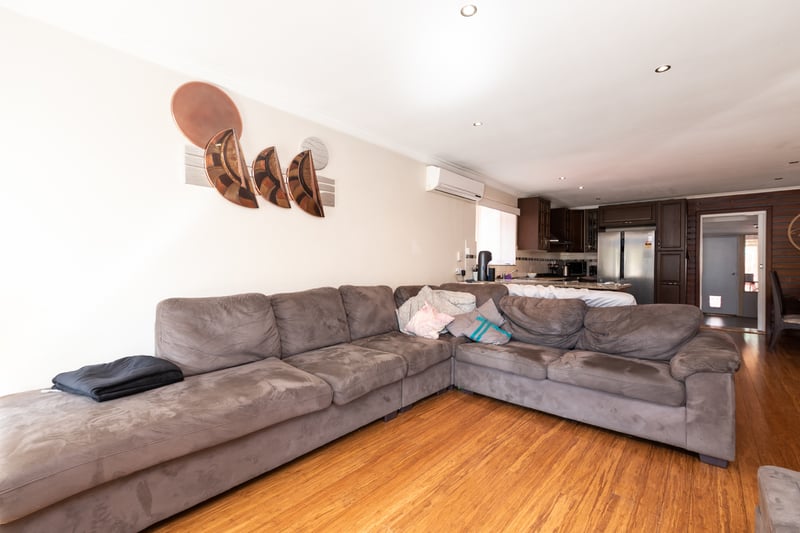 5 Hadleigh way GIRRAWHEEN WA, Girrawheen - Thumbnail 5