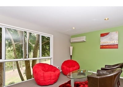 Trees and Tranquility  - Privately Positioned in the Nature Canopy