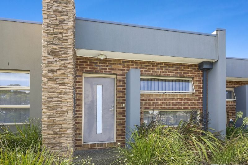 17 Bright Avenue, Epping