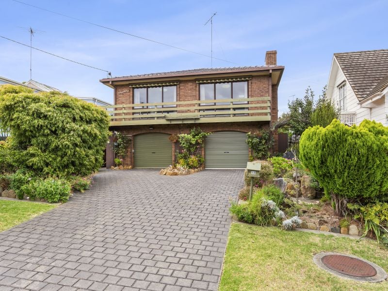 17 Aurora Crescent, Torquay VIC 3228