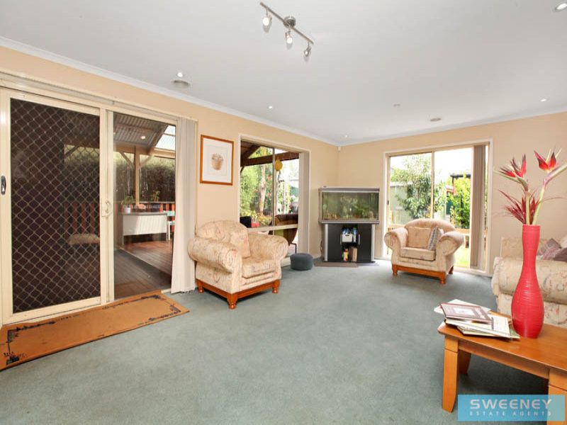 18 Moneghetti Place, Burnside - Thumbnail 5