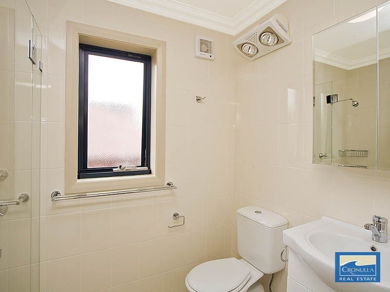 8 Nicholson Parade, Cronulla - Thumbnail 2