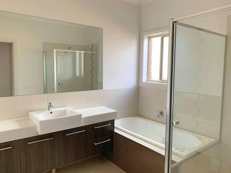 3/125 Holts Lane, Bacchus Marsh Sweeney Estate Agents