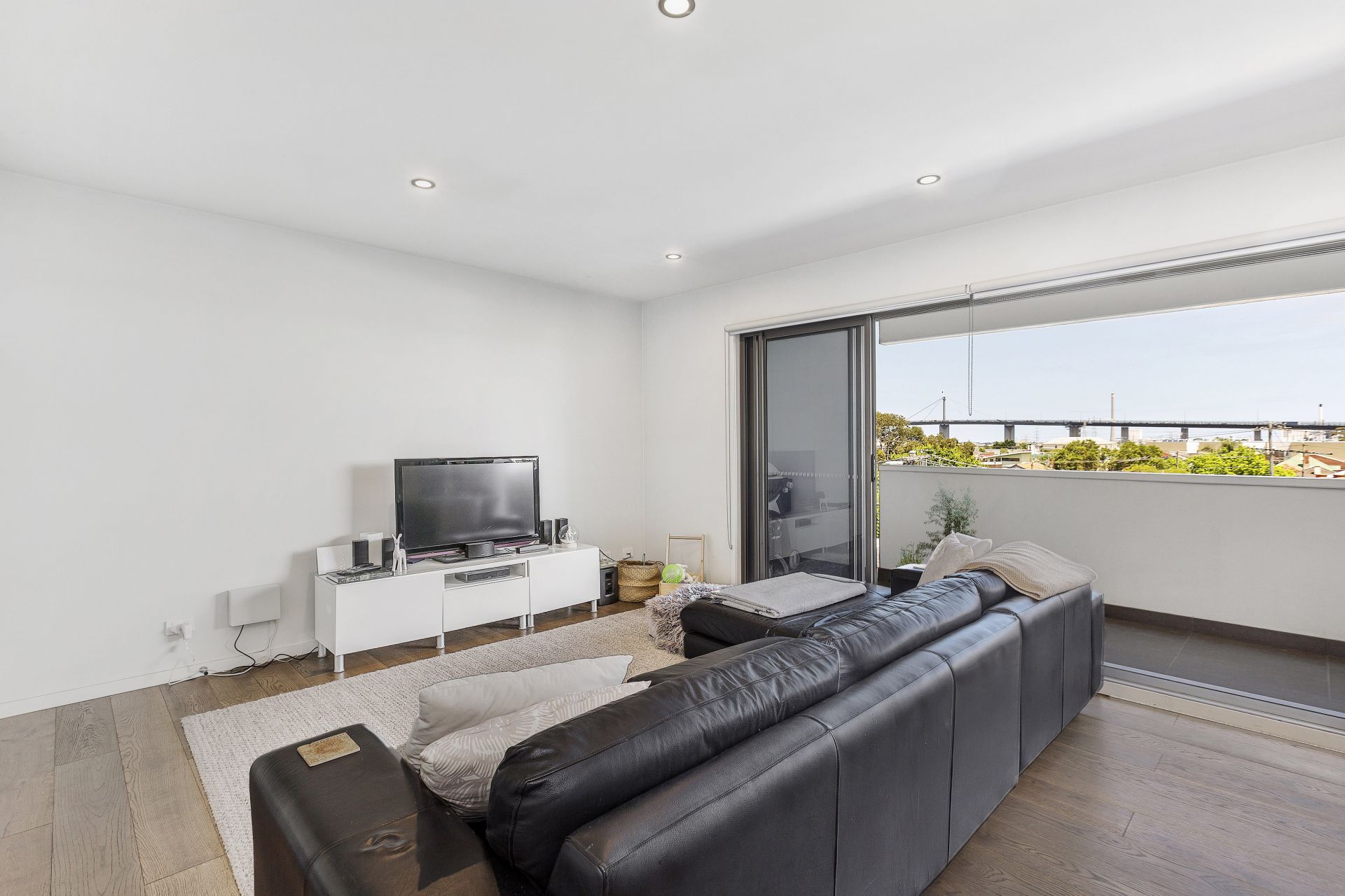 202/141 Stephen Street, Yarraville - Thumbnail 4