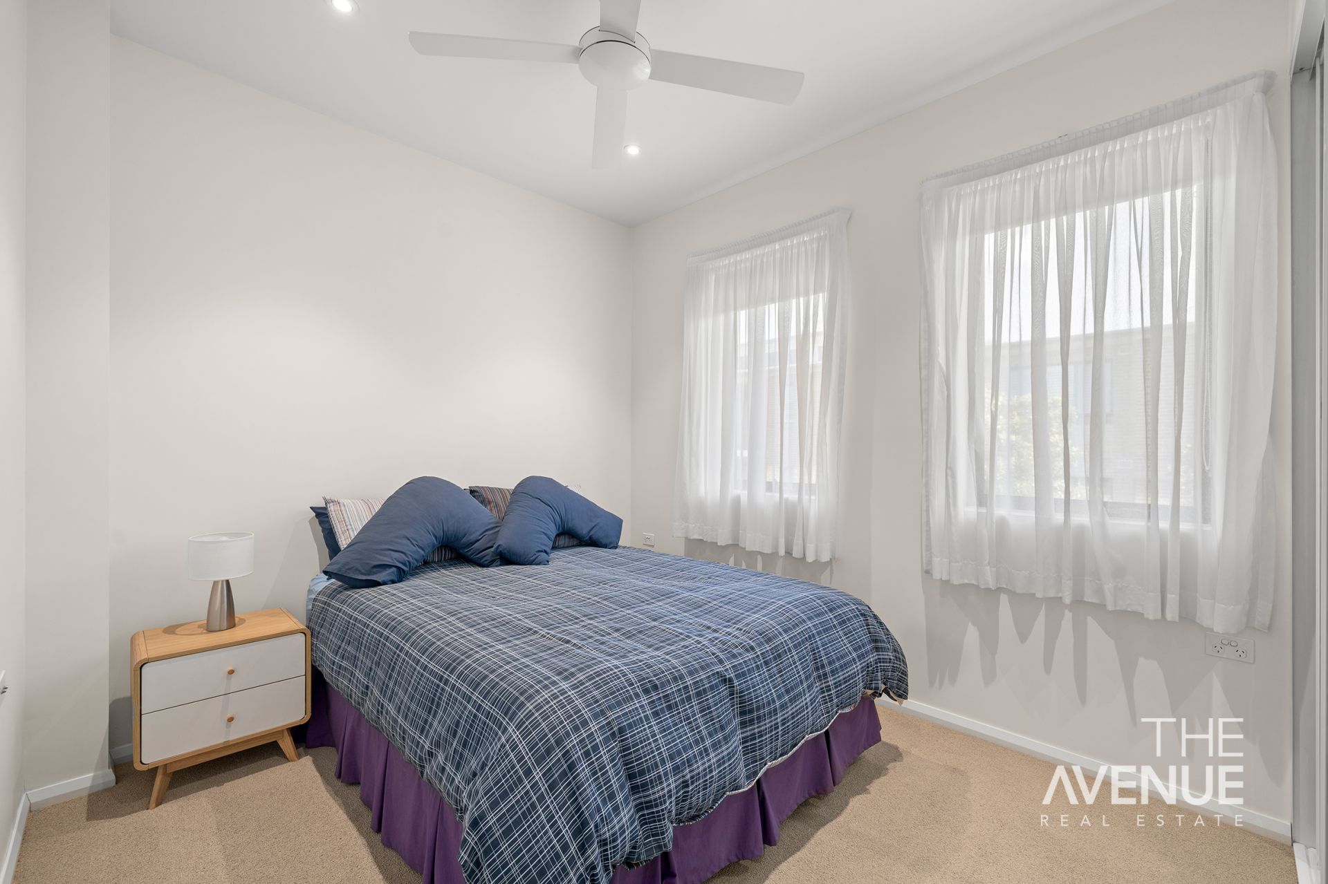 32-5-spurway-drive-norwest-the-avenue-real-estate