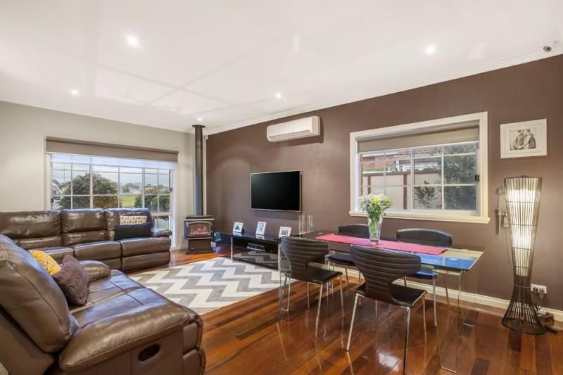 CONTEMPORARY DELIGHT