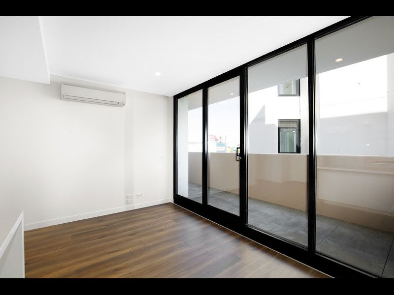 3A07/70 Batesford Road, Chadstone - Thumbnail 3