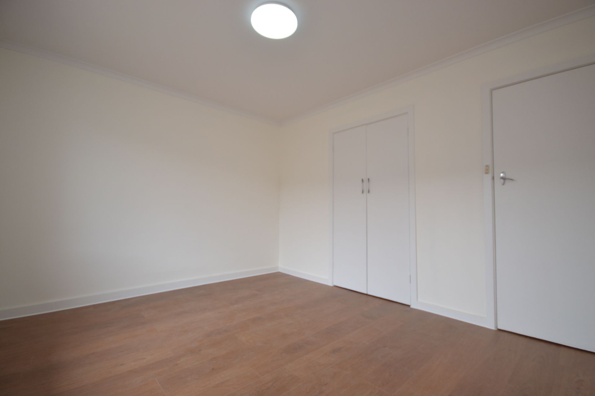 CUTE, COMFORTABLE AND CONVENIENTLY LOCATED