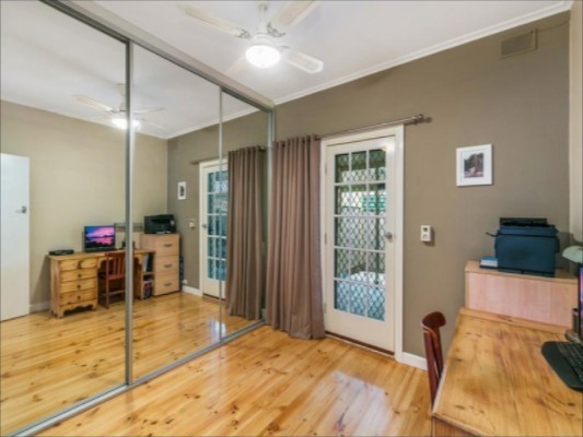 16 Olive St  Glenelg 5045