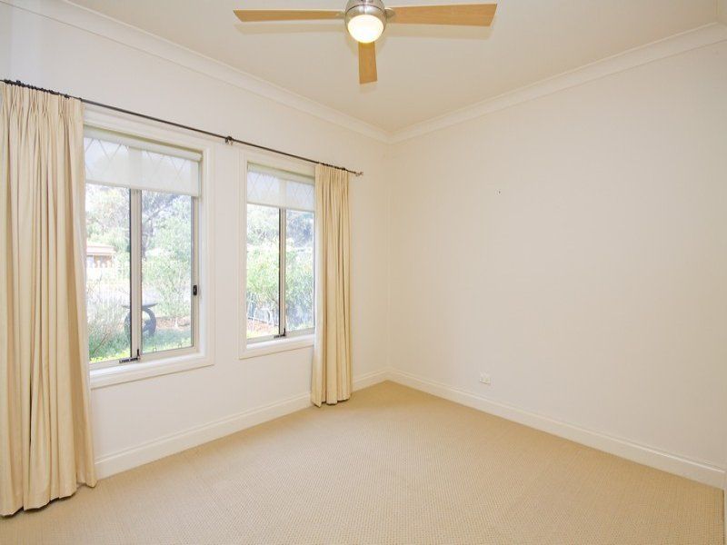 9 Railway Crescent Evanston 5116
