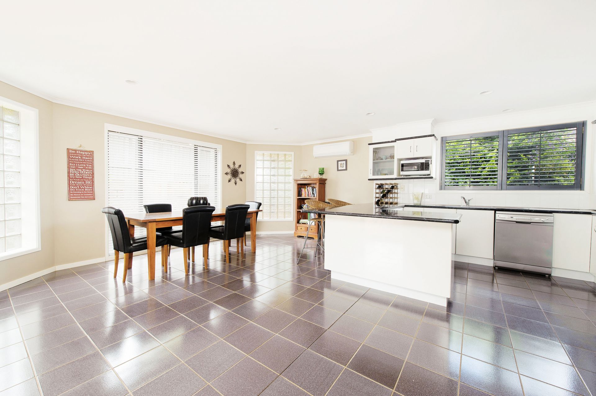 15 Christina Circuit Port Macquarie NSW, Port Macquarie - Thumbnail 4