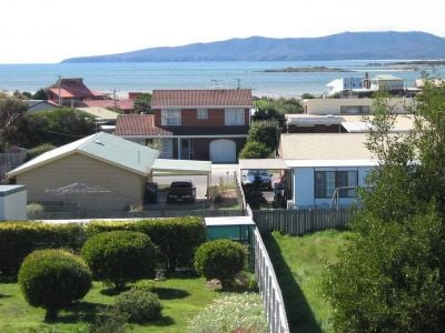 4
 
 
 
  
 
 
 2
 
 
 
  
 
 
 2
 
 
 
 
 
 
 
 45 Quinlan Crescent, SHEARWATER TAS 7307, Shearwater - Thumbnail 3
