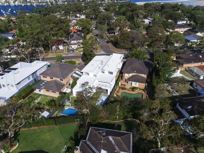 11b Walker Road, Port Hacking - Thumbnail 2