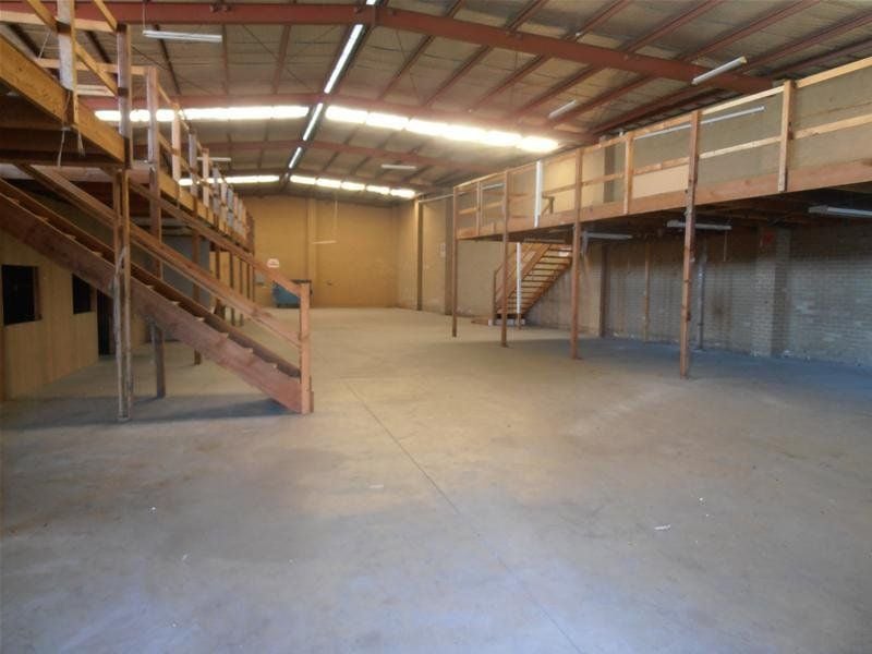 FACTORY/WAREHOUSE WITH MEZZANINE STORAGE