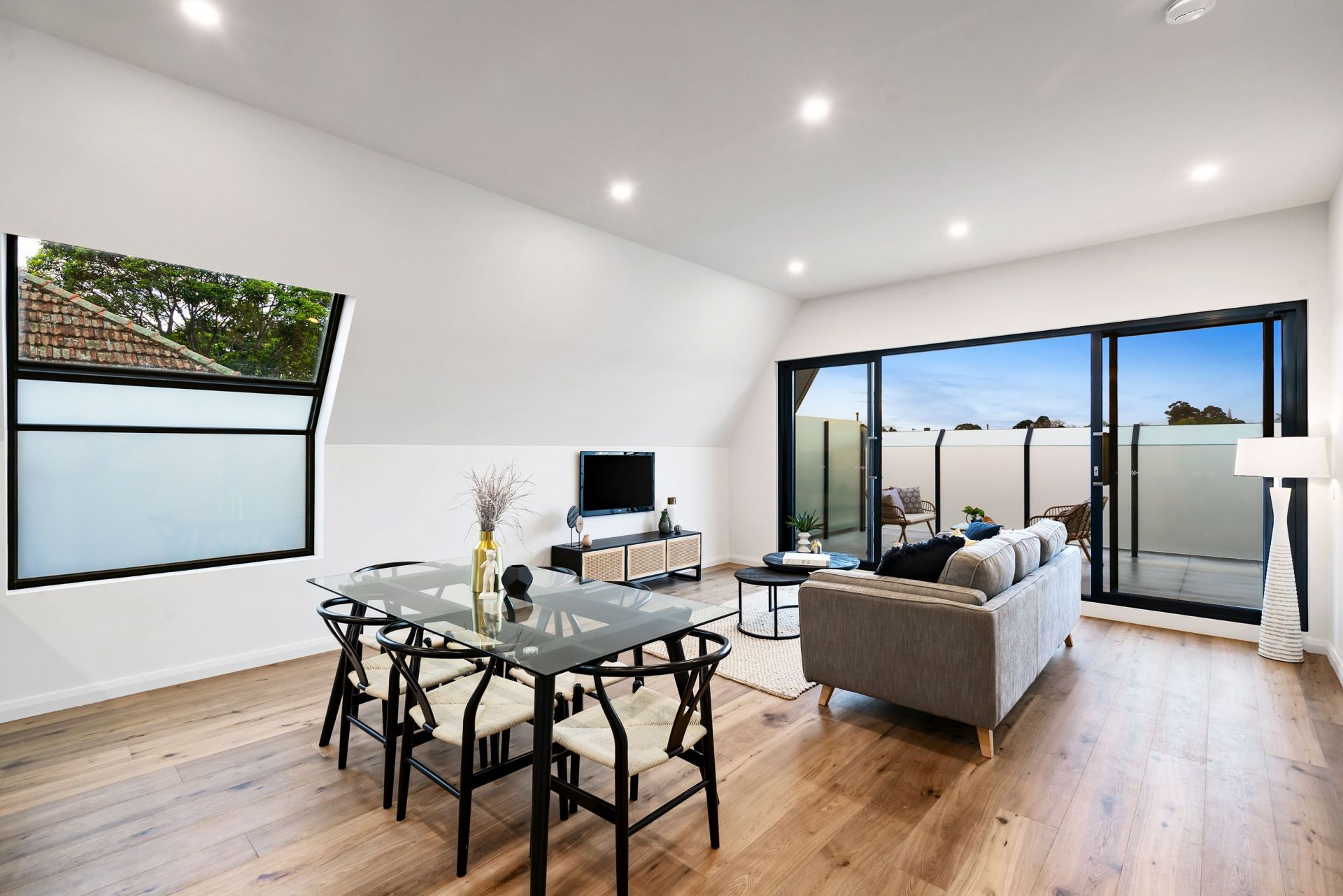 202/80 Hotham Street, St Kilda East - Thumbnail 4