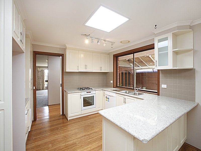 22 Polly Woodside Drive, Altona Meadows - Thumbnail 5