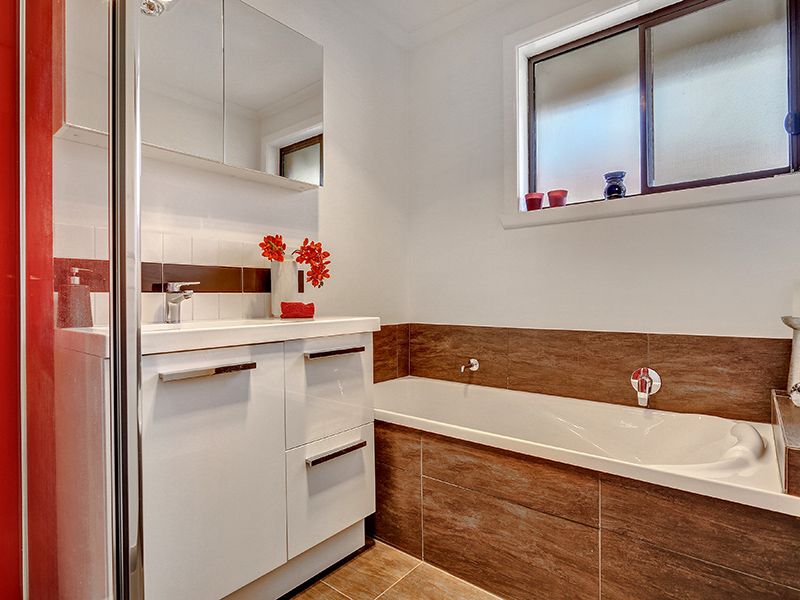 15 Charles Road, Altona - Thumbnail 7