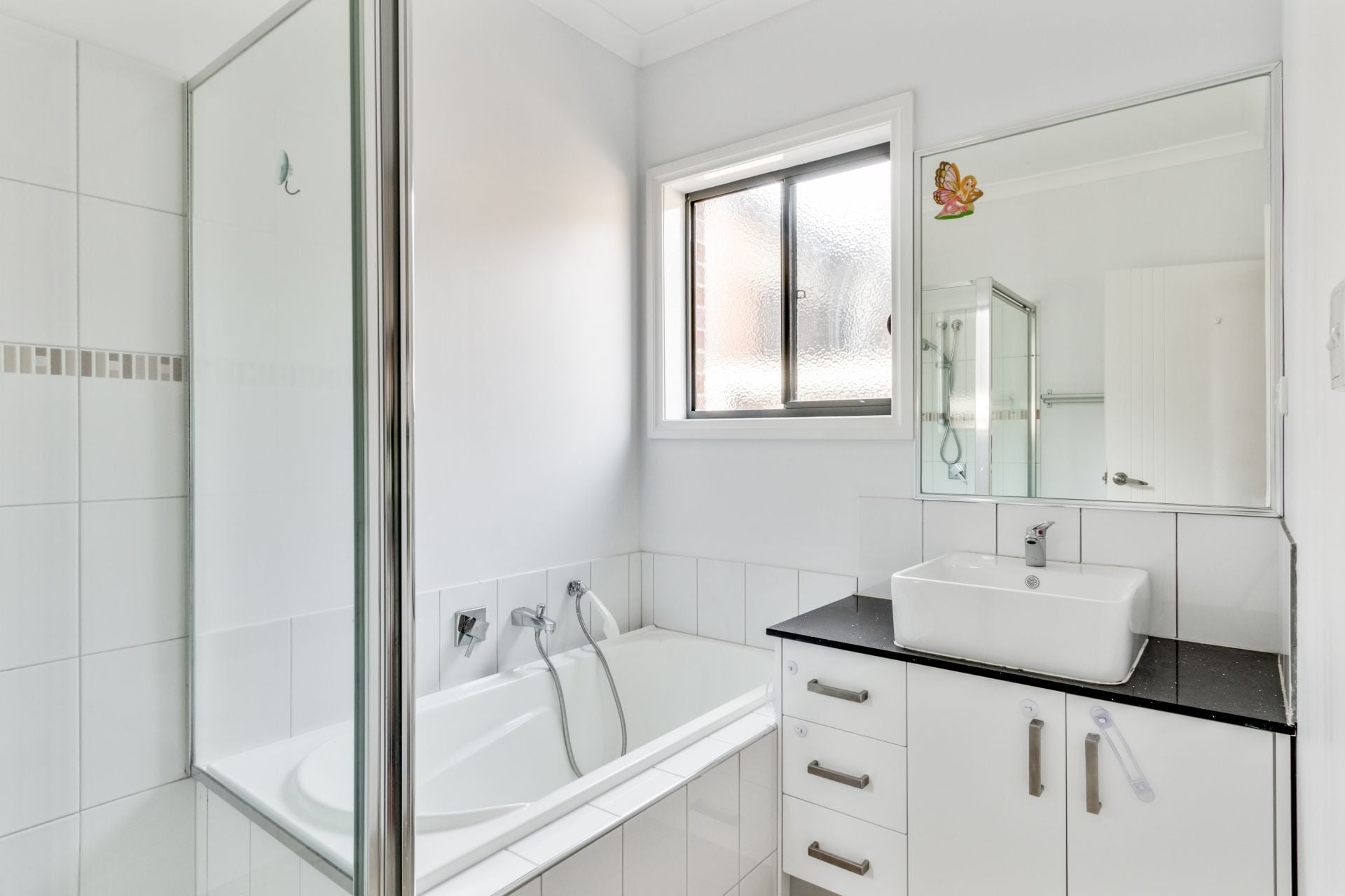 MODERN & LOW MAINTENANCE