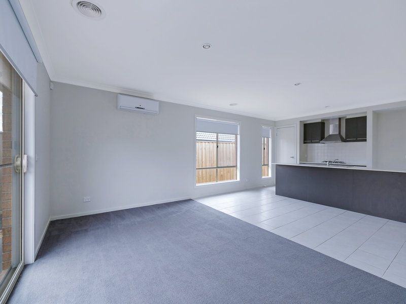 5 Watercolour Drive MERNDA, Mernda - Thumbnail 4