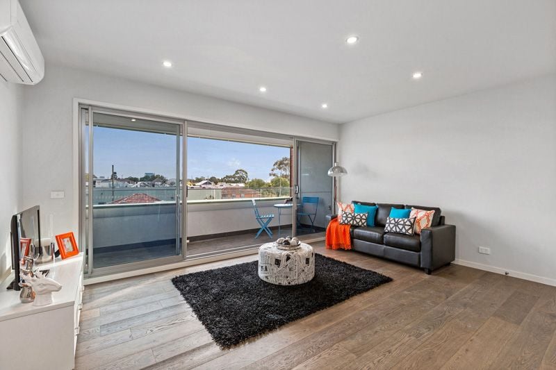 201/141 Stephen Street, Yarraville - Thumbnail 5