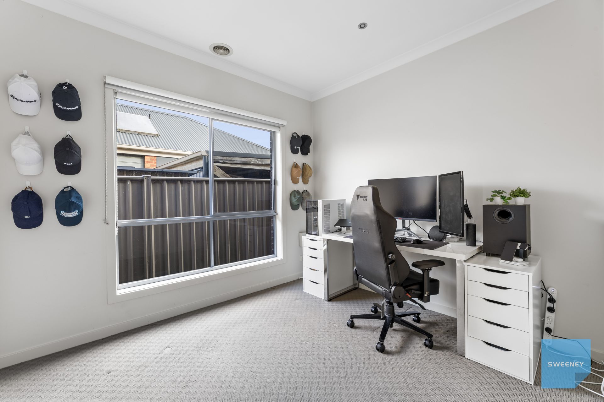 96 Oakview Parade, Caroline Springs - Thumbnail 6