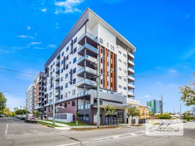 OFFICE/RETAIL OPPORTUNITY WITHIN CELLO DEVELOPMENT!