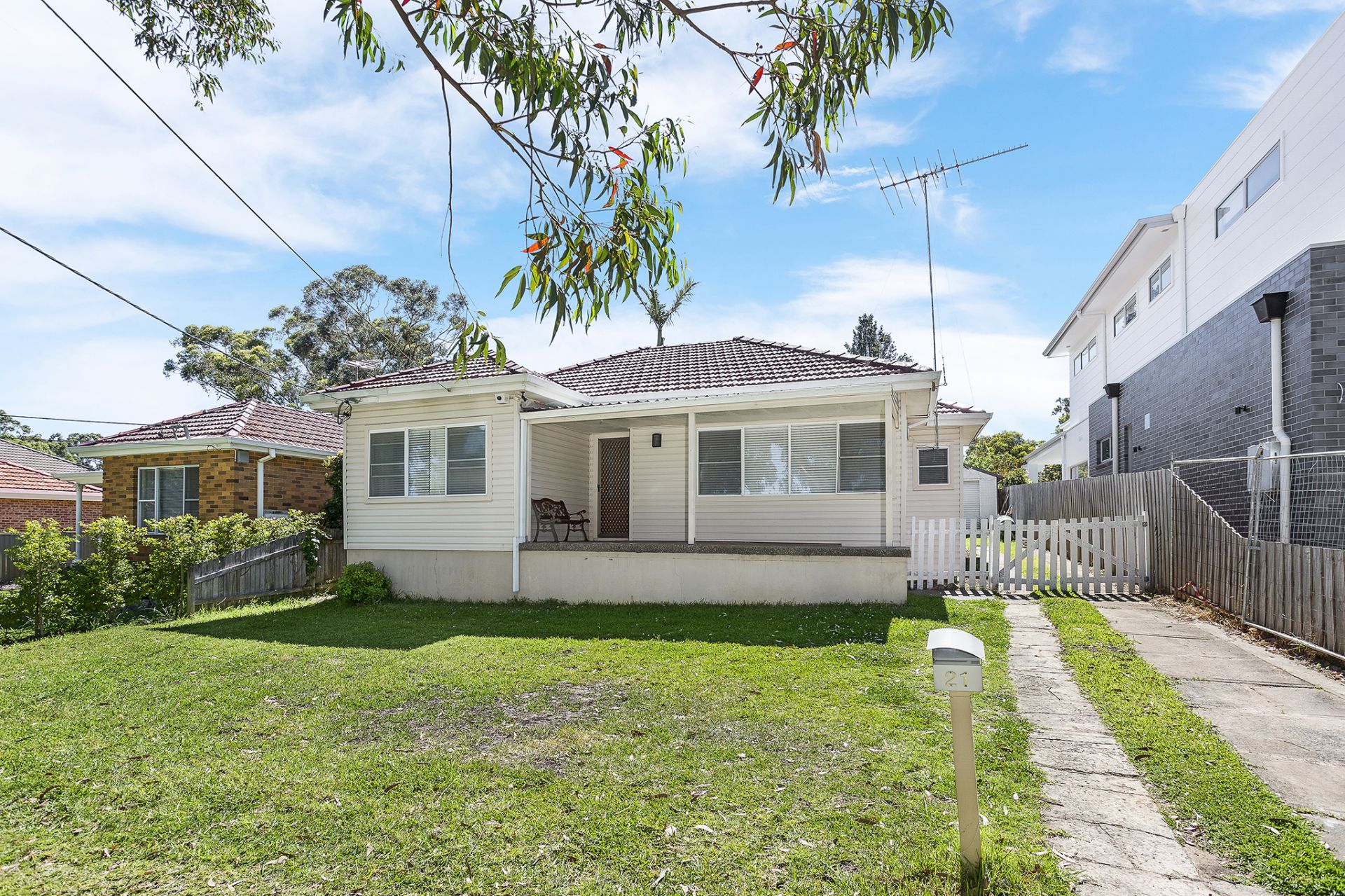 21 Pines Parade Gymea NSW