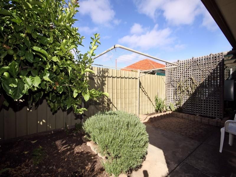 3/9 Arundel Road Brighton 5048