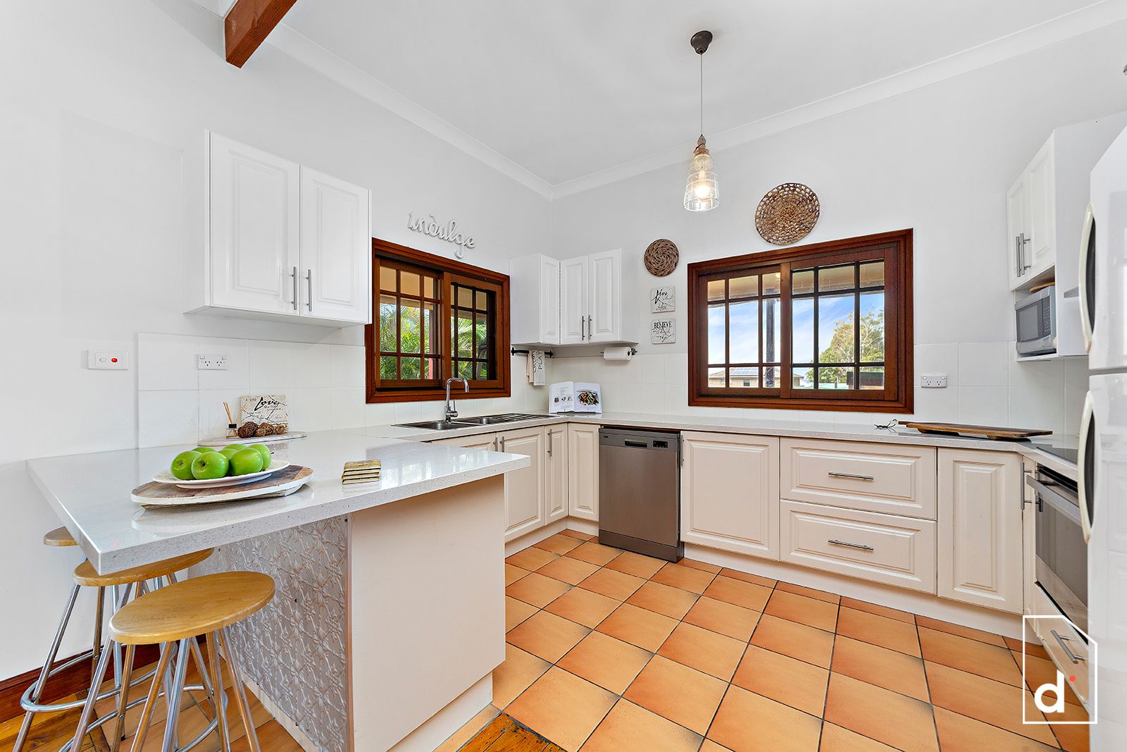 44 Princes Highway, Corrimal NSW