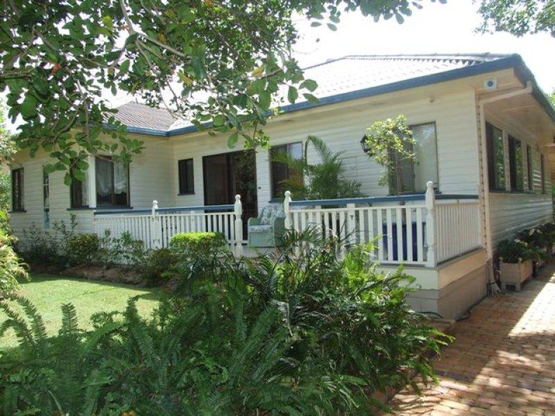 14 Kennedy Parade GOLDEN BEACH QLD, Golden Beach - Thumbnail 2