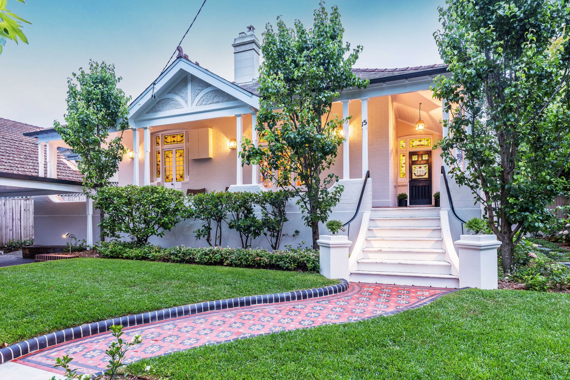 15 Blenheim Road, LINDFIELD McConnell Bourn Pty Ltd