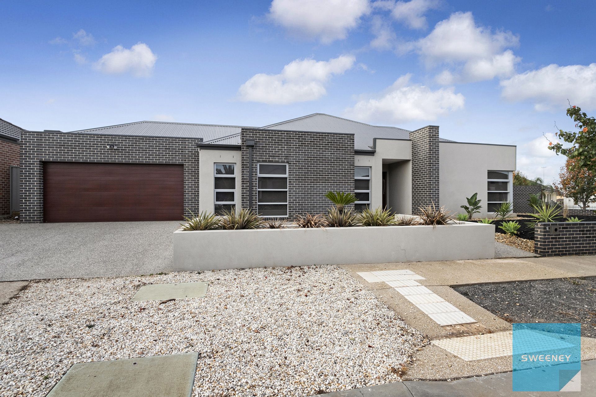 9 McLaren Chase, Caroline Springs - Thumbnail 2