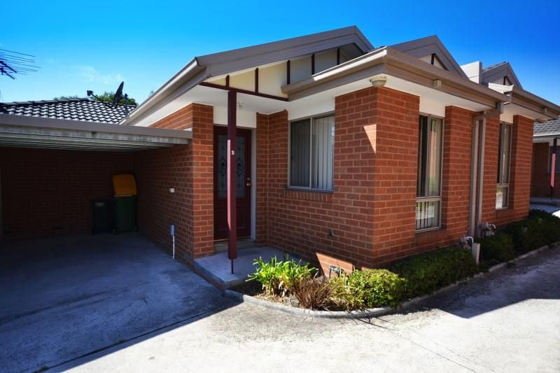 2/11 McComas Street, Reservoir