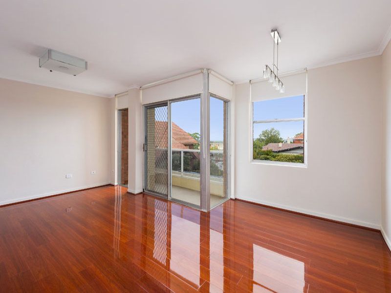 1/26 Cranbrook Avenue CREMORNE NSW, Cremorne - Thumbnail 3