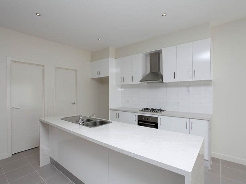 44 Arroyo Place, Caroline Springs - Thumbnail 3
